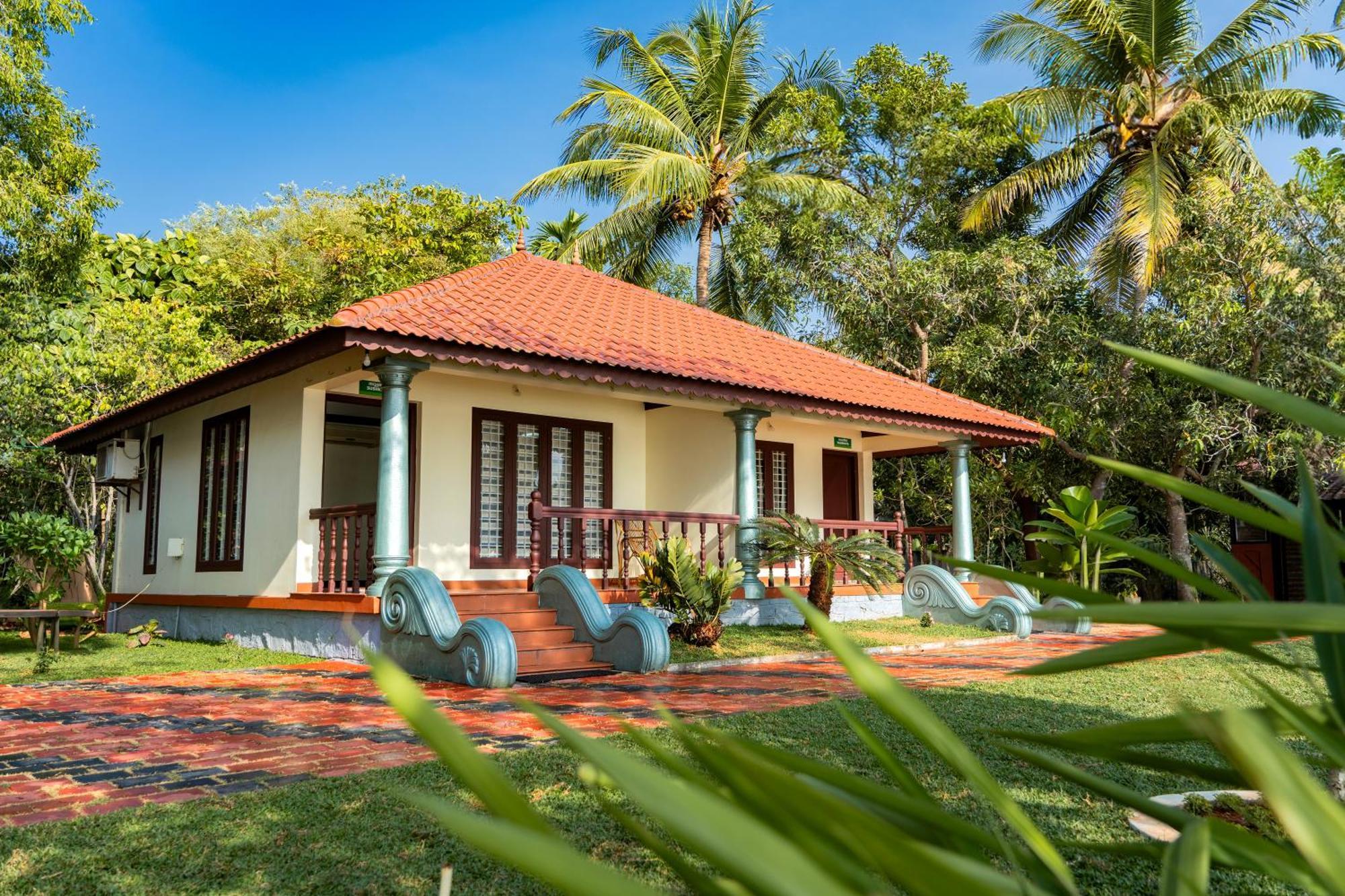 Dhathri Ayurveda Resort And Panchakarma Centre Kāyankulam Εξωτερικό φωτογραφία